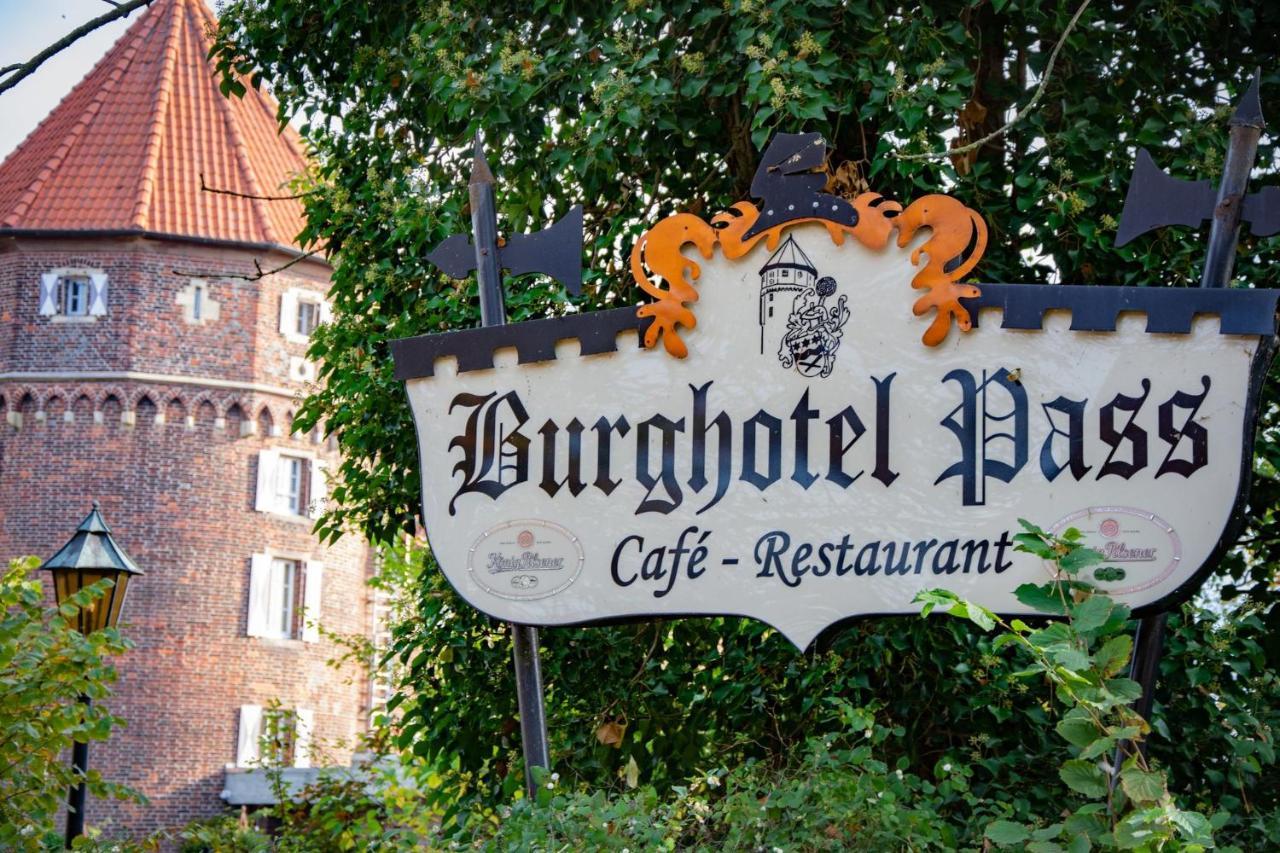 Burghotel Pass Sudlohn ภายนอก รูปภาพ